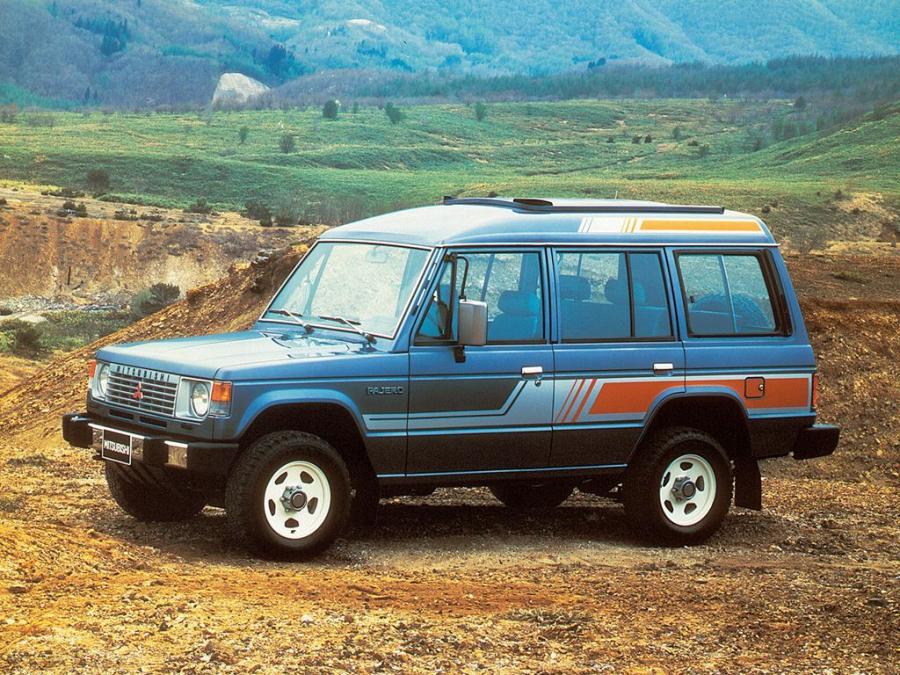  Mitsubishi Pajero Wagon High Roof I 1983 года  (фото 9 из 11)